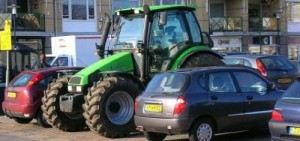 1580059151PC_Hooft_tractor