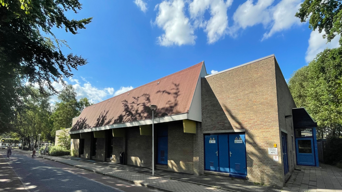 Foto zwembad Hoogland vanaf zijkant - Gerard Oonk