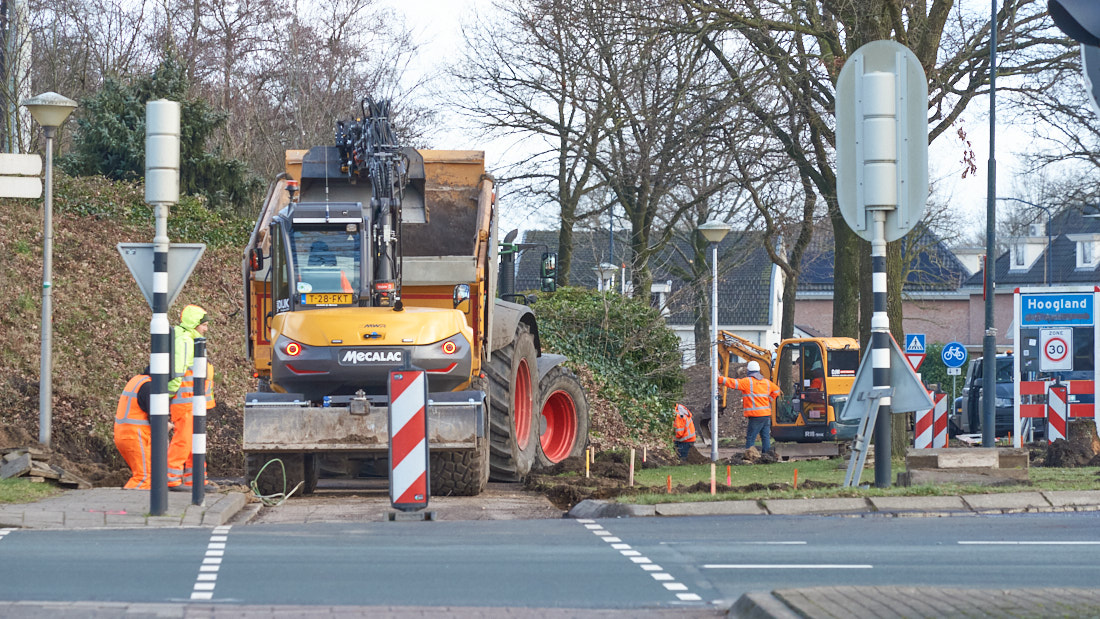 Carnavalsoptocht geopende kruising