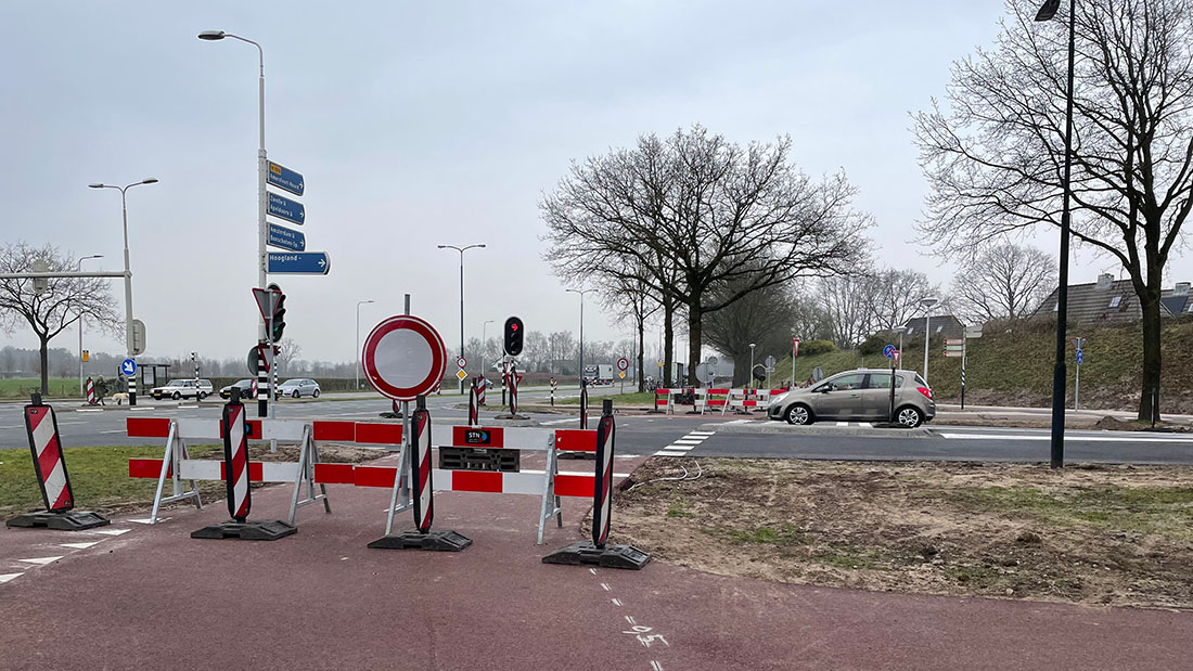 Verkeerslichten fietsers bij N199