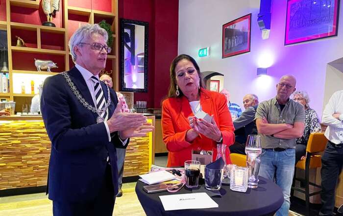 Burgemeester Lucas Bolsius bij jubileum VDH