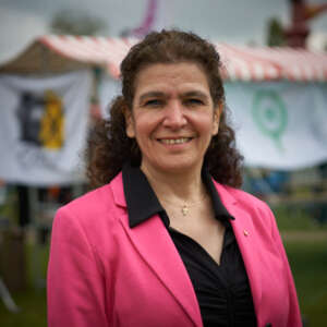 Micheline Paffen-Zeeni Golfbreker Radio De Neng