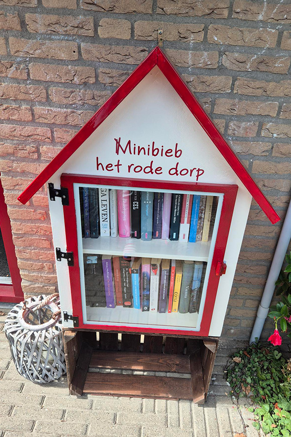 Minibieb het rooie dorp