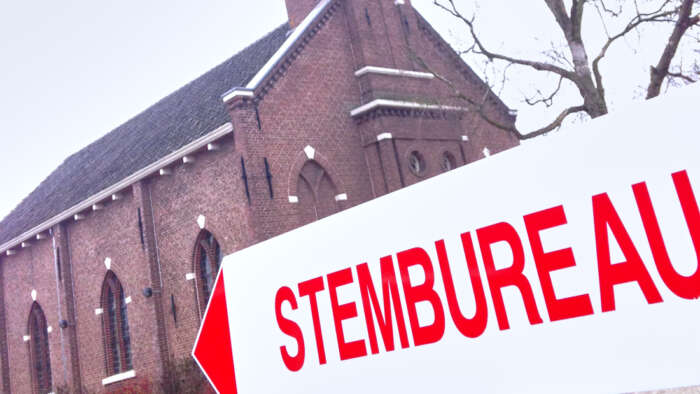 GroenLinks-PvdA winnaar EP verkiezingen in Hoogland. Foto van stembureau.