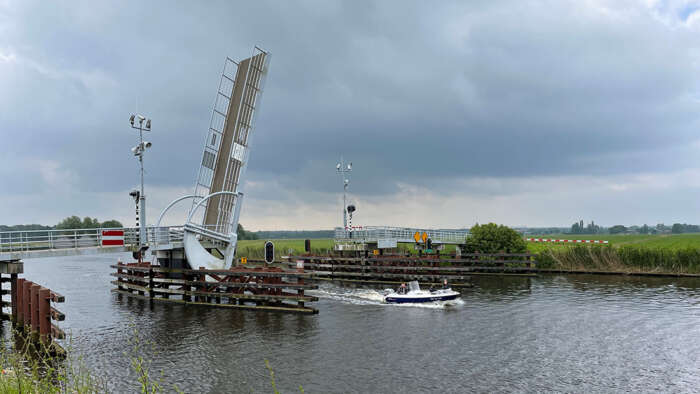 Malebrug in Hoogland-West staat open functioneel herstel