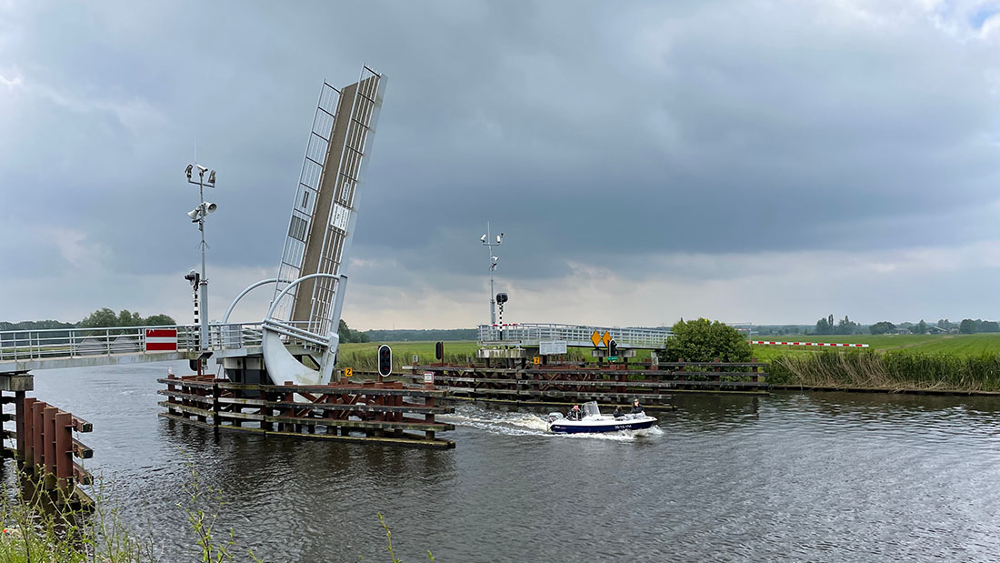 Malebrug in Hoogland-West staat open functioneel herstel