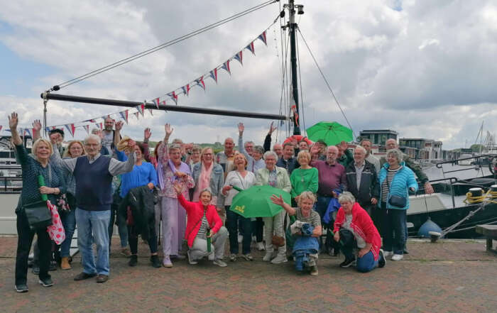 Vrijwilligers vieren 10-jarig jubileum Dorpshuis De Neng