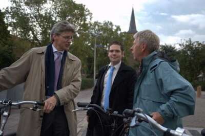 Burgemeester Bolsius maakt kennis met Hoogland 2010