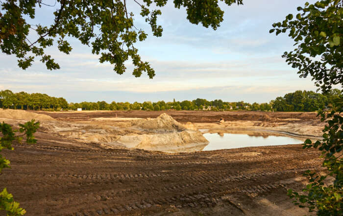 Aanleg van Golfbaan Hoogland met waterpartij.