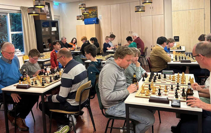 Schaakvereniging Hoogland In de Schijnwerper