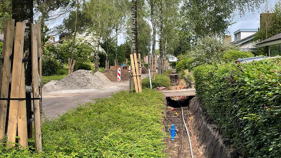 Opengebroken weg: Vernieuwingen in De Bik vergelijkbaar met Park Schoonoord.