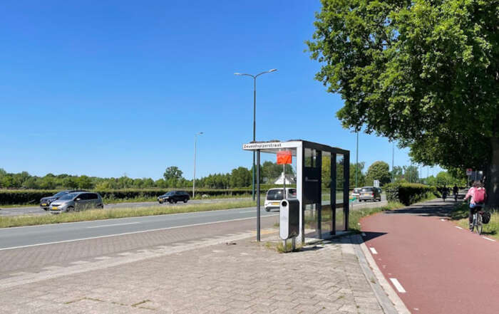 Openbaar Vervoer cursus. Bushalte Zevenhuizerstraat Hoogland.