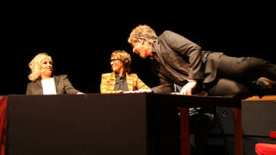 De Bietenbrug man op tafel