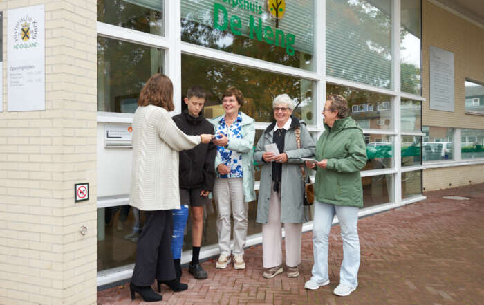 Uitreiking Hooglandse cadeaubon aan prijswinnaars