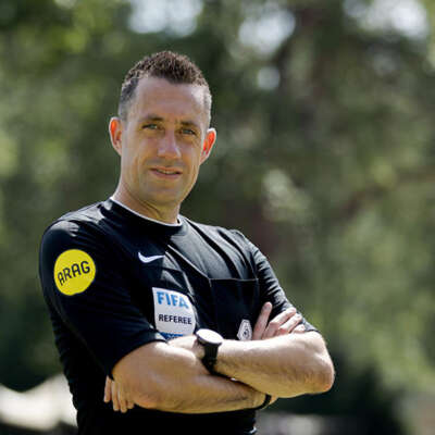 Dennis-Higler-scheidsrechter-met-Hooglandse-roots