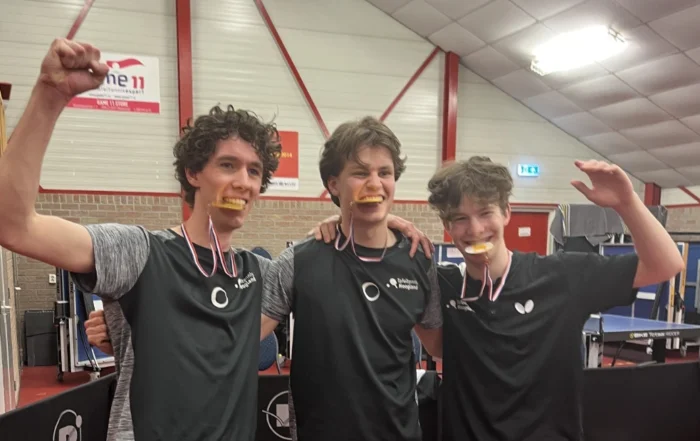 Tafeltennisvereniging Hoogland naar hoofdklasse