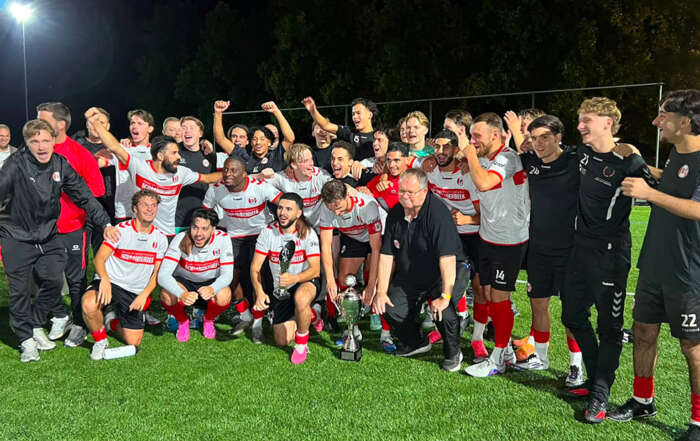 vv Hoogland Kampioen van Amersfoort tijdens wint dorpsderby